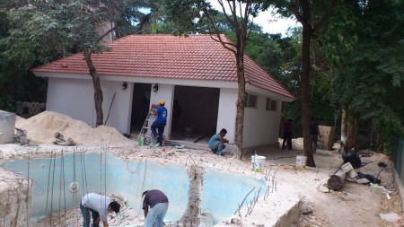 REMODELACIÓN DE CONSTRUCCIÓN HABITACIONAL Y  AREAS EXTERIORES